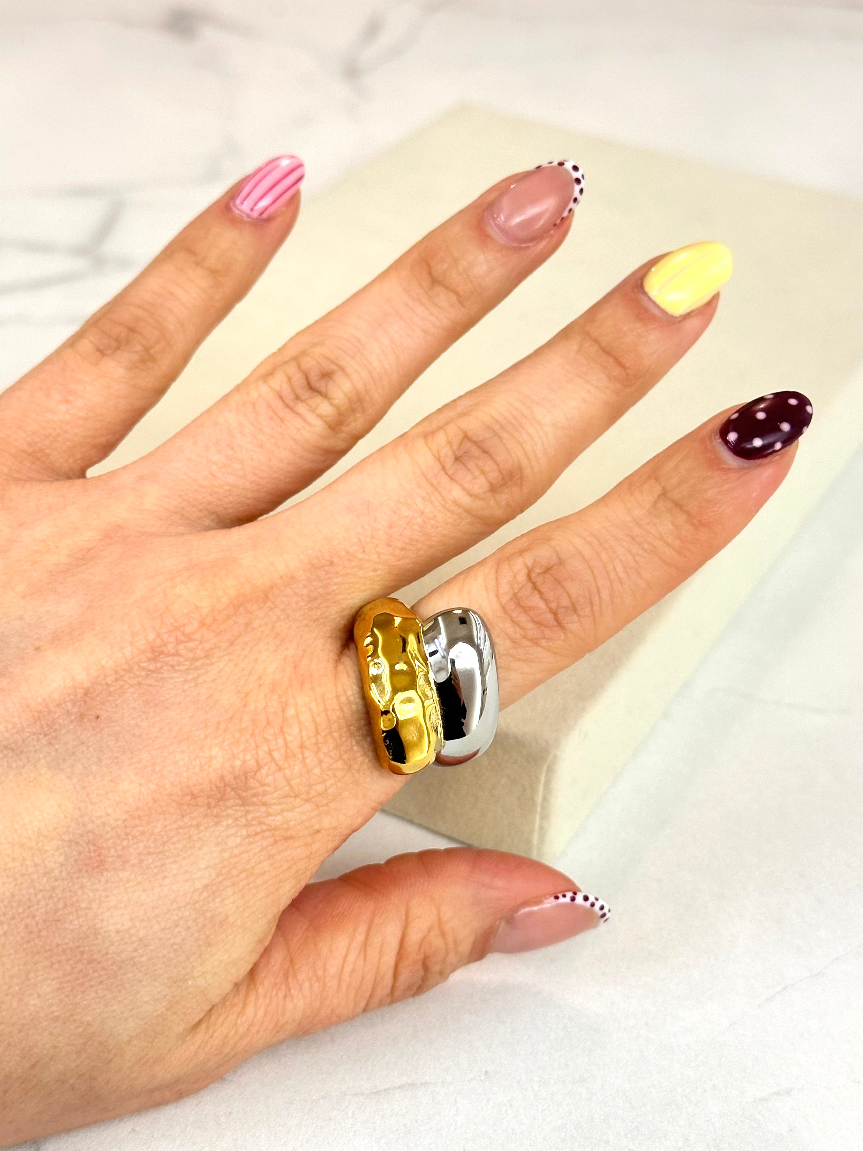 Anillo Bicolor Cruzado